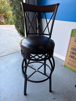 Free - Metal Bar Stool with Wood Top Rail
