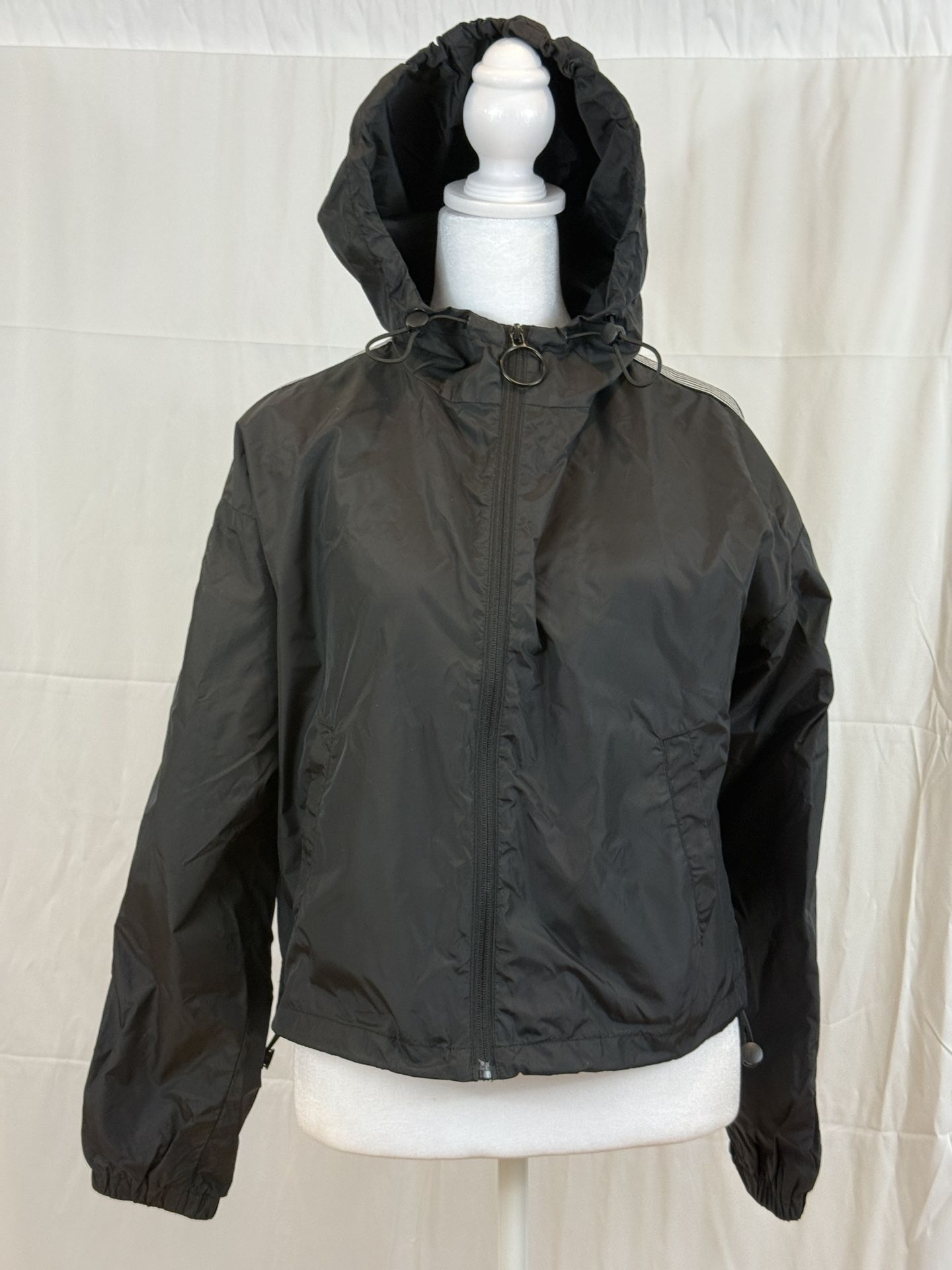 NWOT Garage Short Black Windbreaker With White Stripes On Sleeves, Size TP/XS