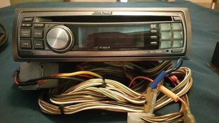 Alpine F1 DVI-9990 (Headunit) & PXI-H990 (Processor