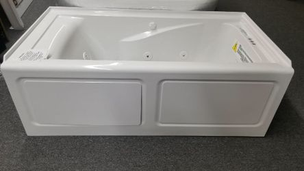 Jacuzzi right drain