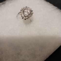 Beautiful Teardrop Ring