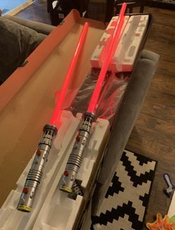 Star Wars Darth Maul Master Replica Lightsaber