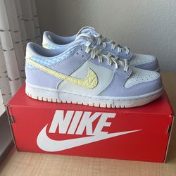 Nike Dunk Low SE Easter Size 7Y