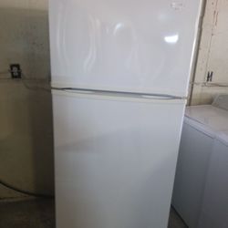 Whirlpool Top And Bottom Refrigerator Apartment Size Warranty Financing With Snap If You Qualify 