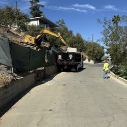 Dirt Dump Truck