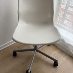 IKEA SNILLE Swivel Desk Chair - White