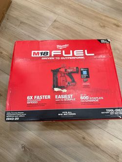 M18 FUEL 18-Volt Lithium-Ion Brushless Cordless Utility Fencing Stapler (Tool-Only)