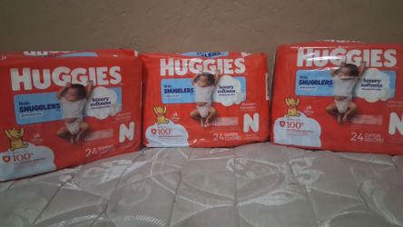 HUGGIES LITTLE SNUGGLERS