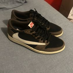 Air Jordan 1 Low Mocha Travis Scoot