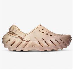 Echo ombré clog crocs two tone color very comfortable