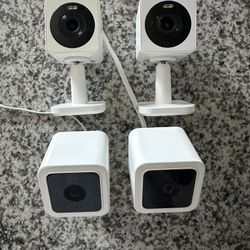 2 Wyze Cam OG  & 2 Wyze Cam V3 