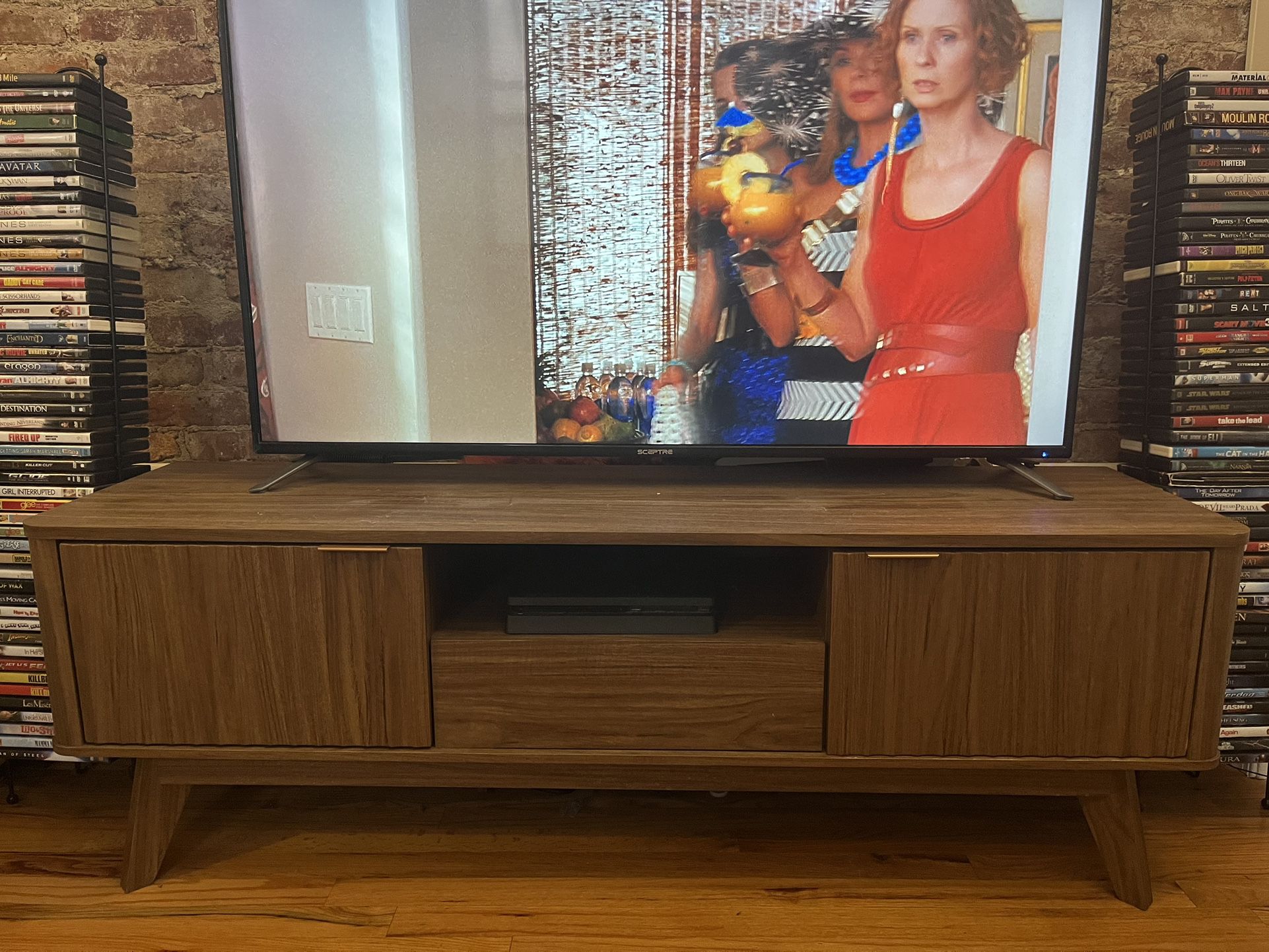 Tv stand With Cabinets And Drawer 