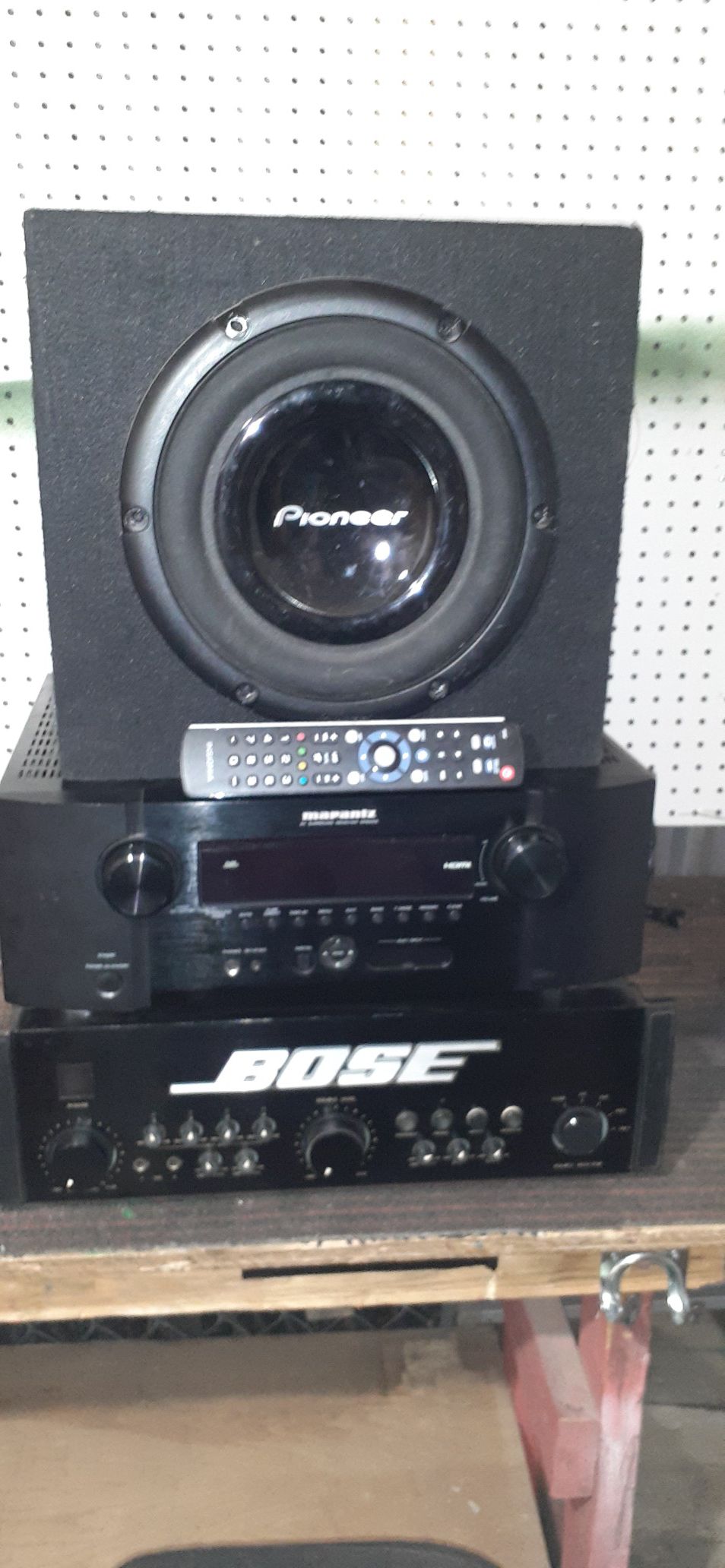 10" sub- reciever-amp- best of the best need the room must sell send me your offers