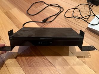 Pakedge SE-18 Network Switch