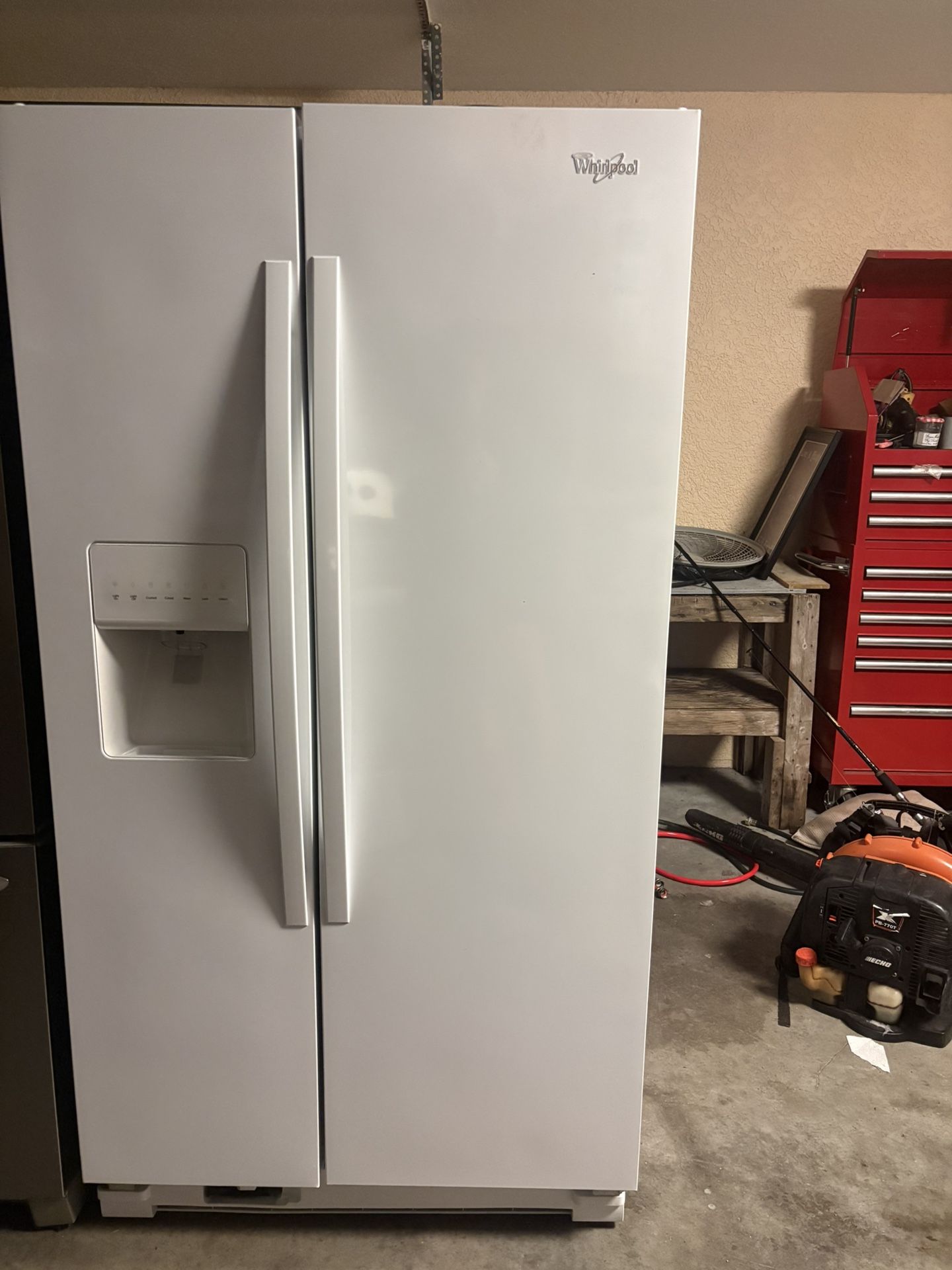 Refrigerator