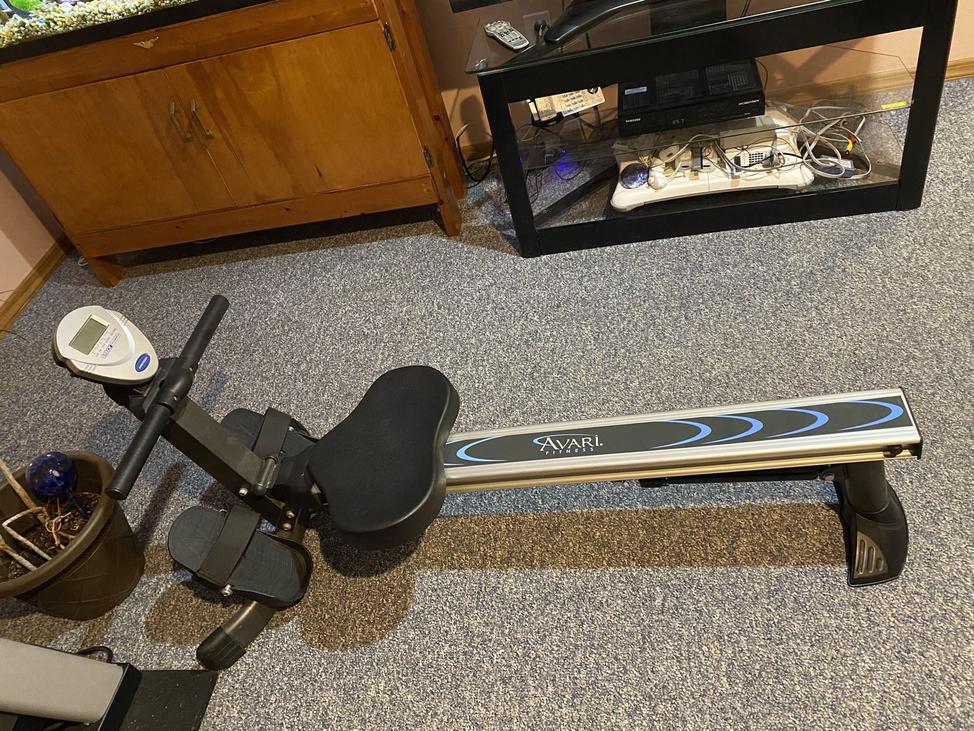Avari Fitness Easy Glide Rower