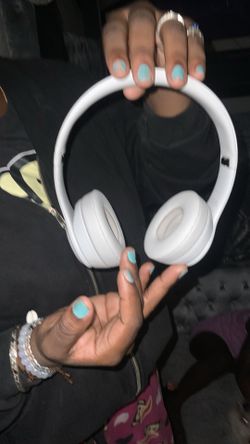 Beats solo 4