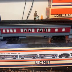 Lionel Polar Express Passenger Car – 6-35130 (Disappearing Hobo on Roof)