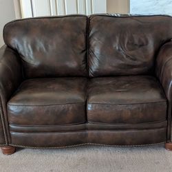 Leather couch $75 Exc cond V Comfortable