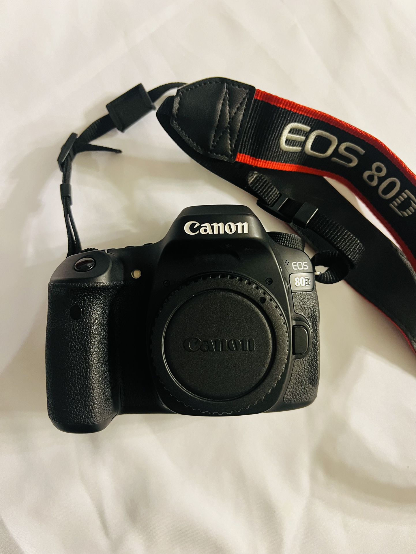Canon EOS 80D DSLR Camera (Body Only) in Black