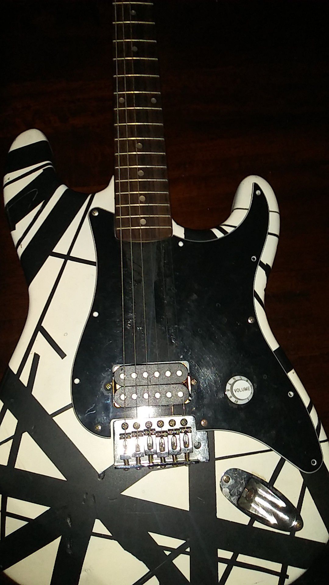 Custom 2 Pick Ups EVH Guitar