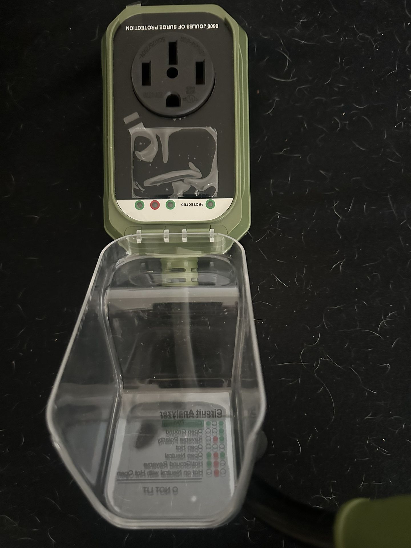 Eydge RV Serge Protector