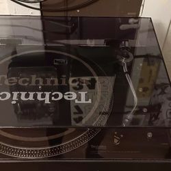 Technics Sl 1350 Original Turntable Pkayer 
