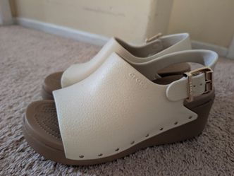 Crocs Wedge Sandals 10