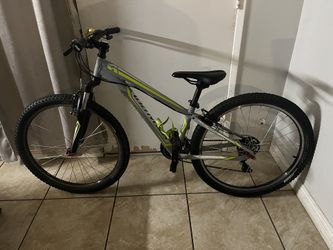 Hard rock Specialized Bike