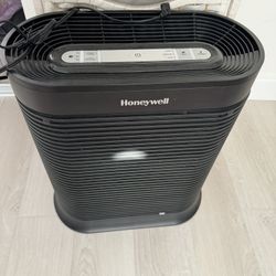 Honeywell Air Purifier 