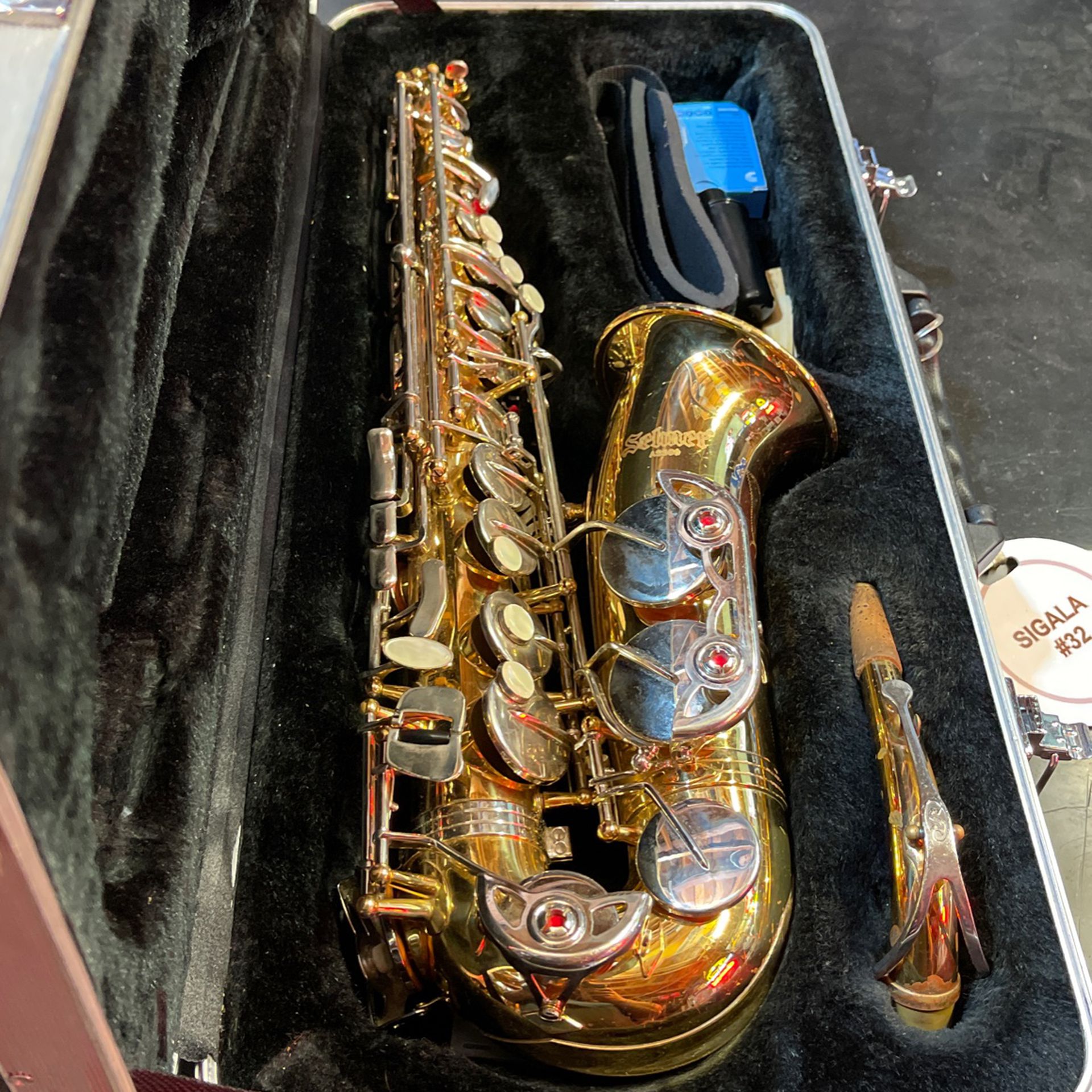 Selmer Saxophone In Good Condition