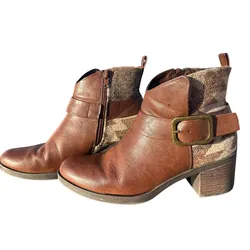 Women’s Baretraps Colorado Ankle Boots Brown Block Heel Size 7.5