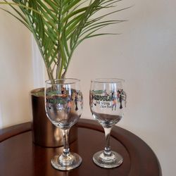 2 Wine Glasses