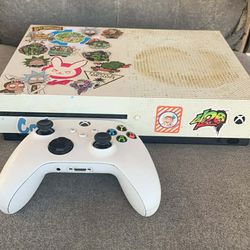 Xbox S W/controller And Hdmi Cord