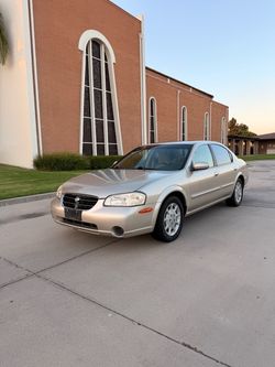 2000 Nissan Maxima