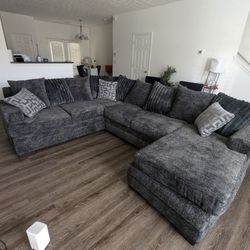 Dark Grey Oversized U Shape Sectional With Pillows