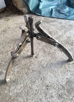 Puller