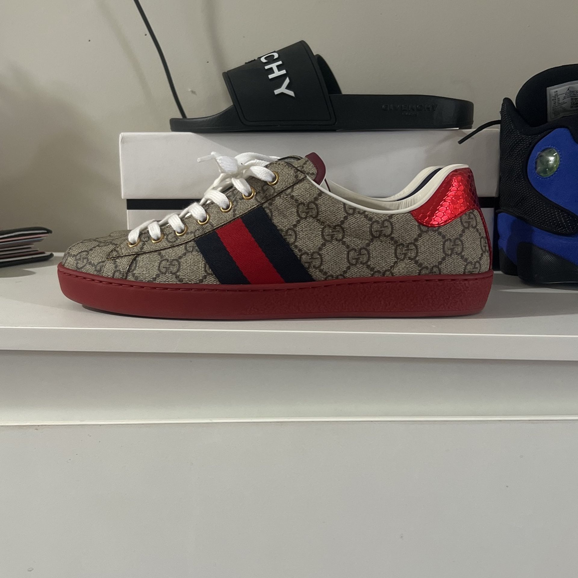Gucci Ace GG Supreme Red