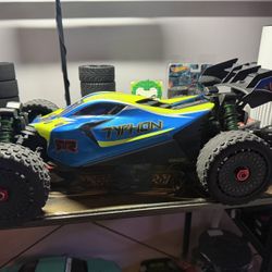 Arrma Typhon 223s With 4s System Hobby Wing