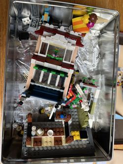 Lego House