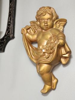 Vintage Midcentury Chalk Angel GOLDEN knick Knack Wall Hanging 