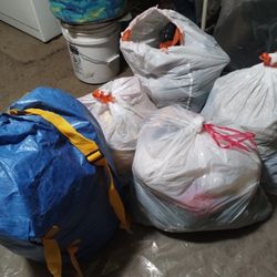 Yard Sale Clothes!!! 5 Bags! 
