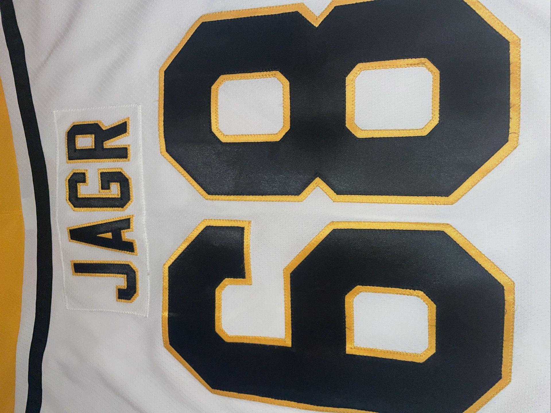 Jaromir Jagr Pittsburgh Penguins Ccm Jersey Black Sewn White Euc