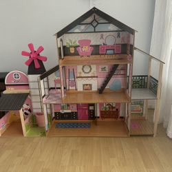 Doll House With Windmill Elevator 2-in-1