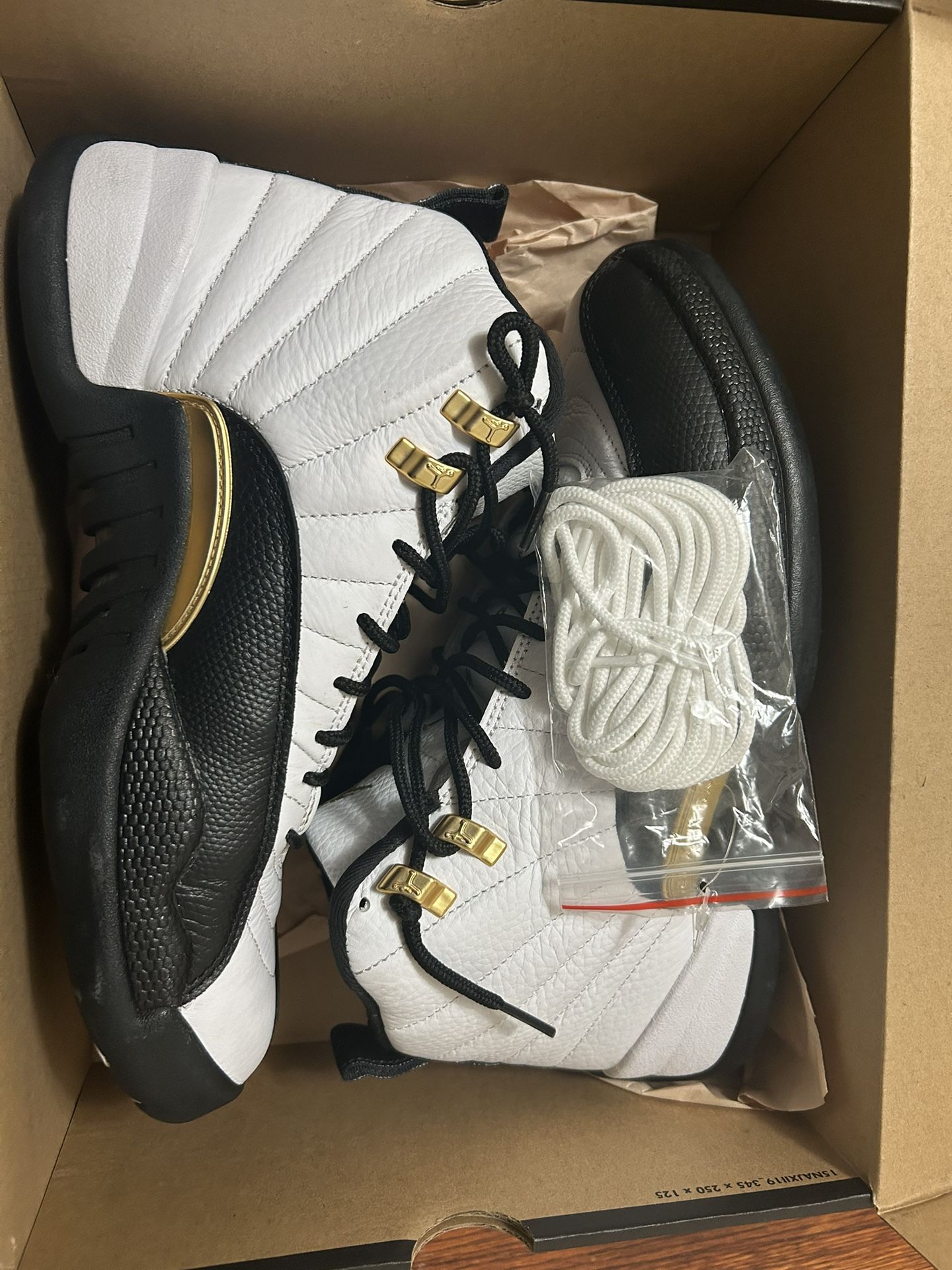 Air Jordan 12 Royalty