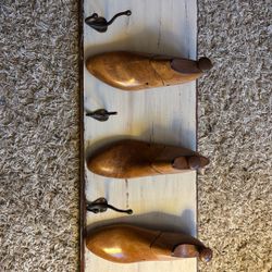Antique Cobbler Theme Coat Rack; Super Cool 