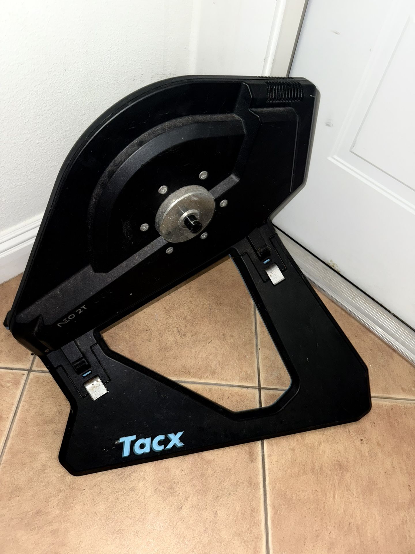 Tacx NEO 2T Smart Trainer