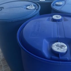 55 Gallon Drums Clean Closed Top