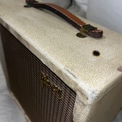 Gibson Skylark 1957 Amp