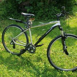 Specialized Cross, Hybrid with odometer bicycle 